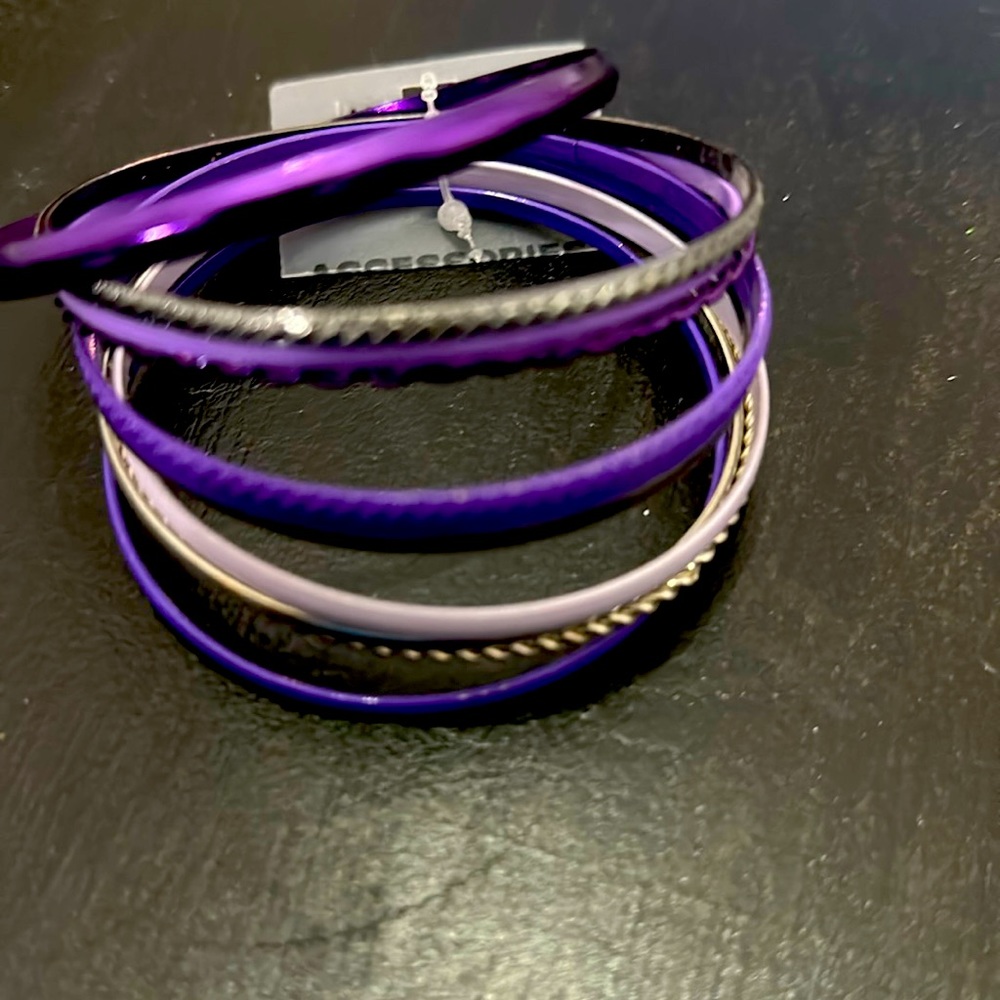 Braclets